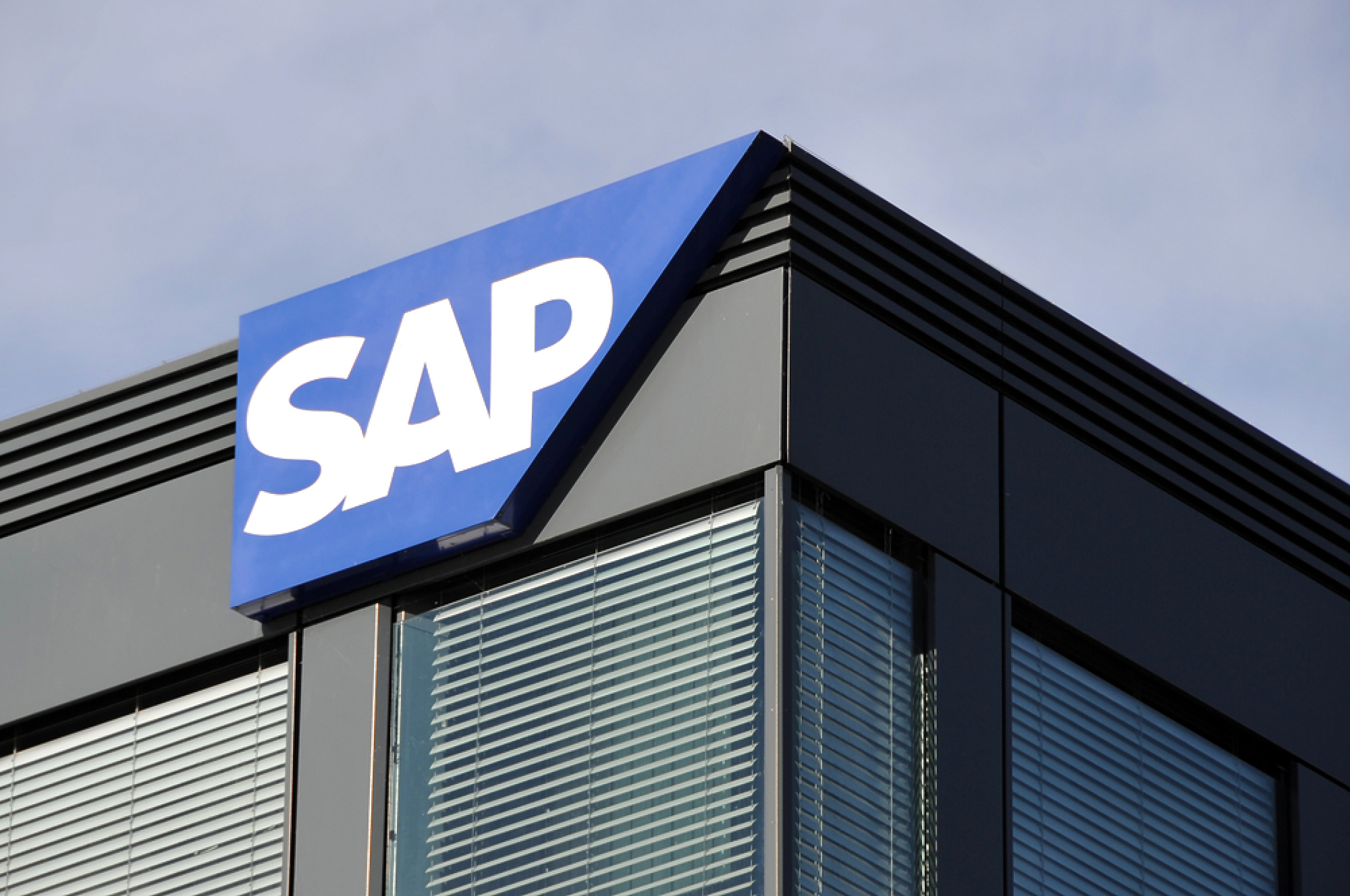 Софтуерният гигант SAP ще плати 220 млн. долара заради обвинения в подкупи