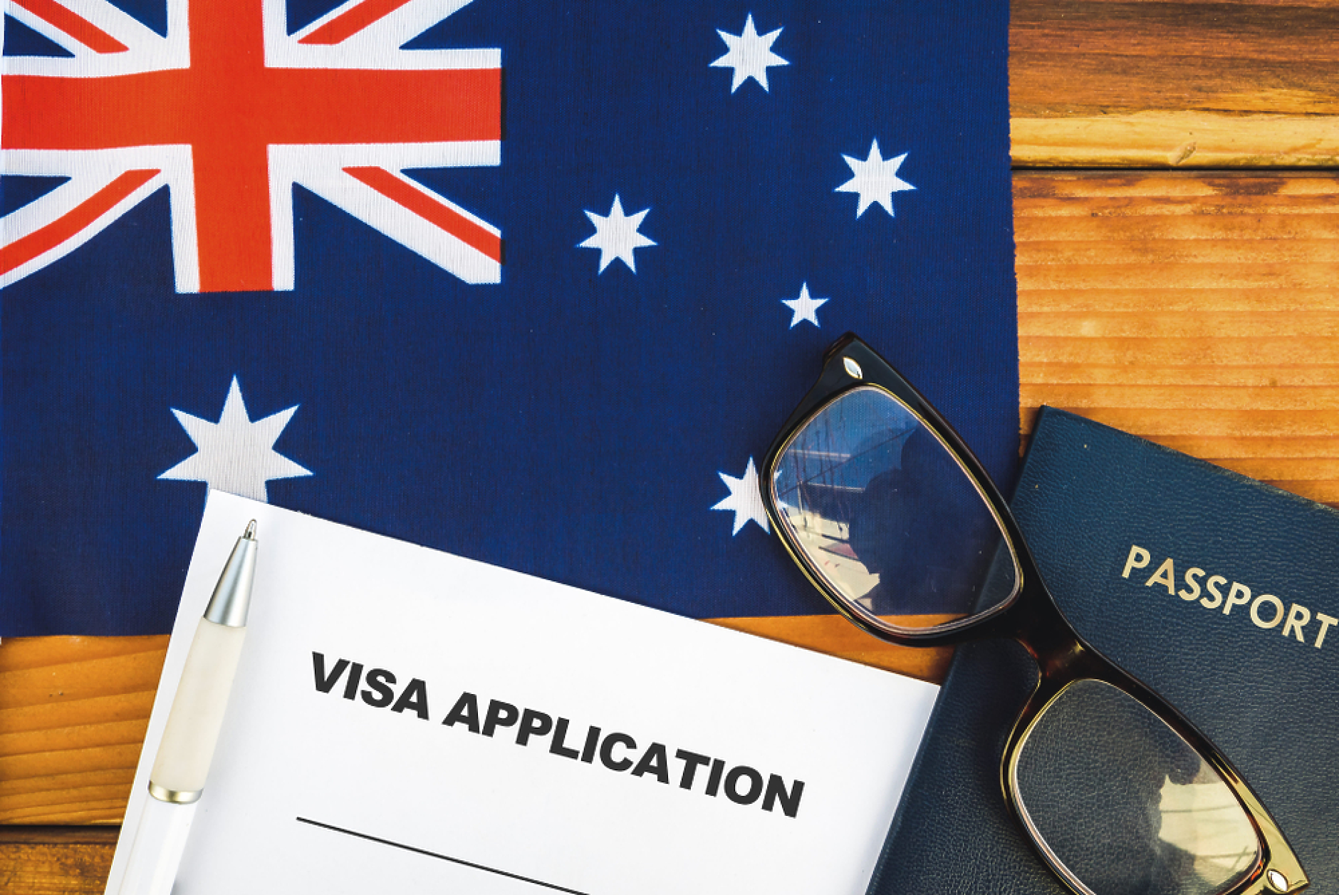 Австралия спира издаването на „златни визи“, за да привлича квалифицирани мигранти
