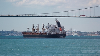 Корабният трафик в турския проток Босфора ще бъде възобновен за
