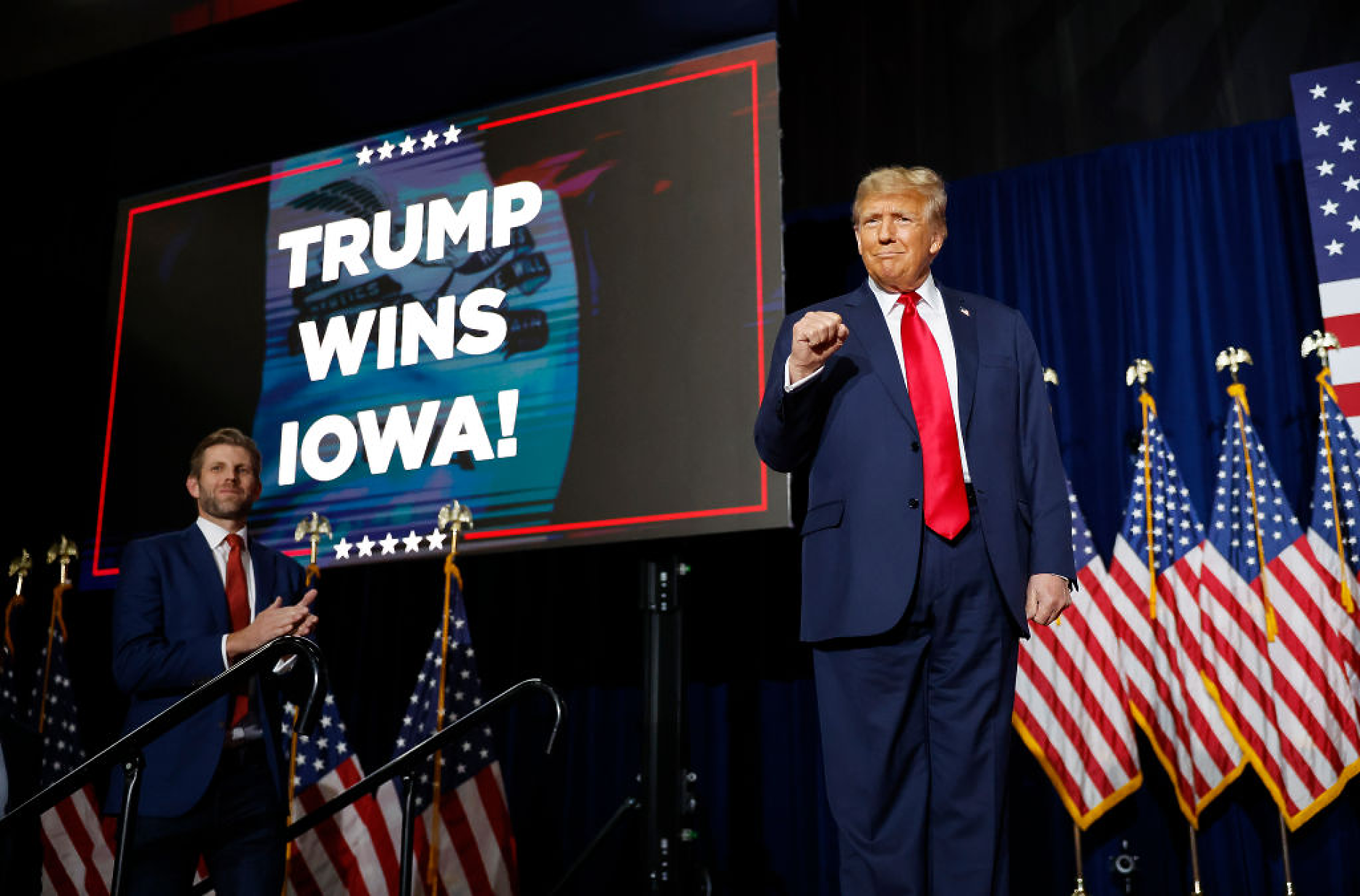 Тръмп с убедителна победа на първичните избори в Айова. Десантис и Хейли в битка за второто място