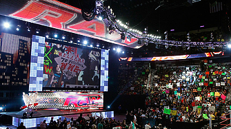 Netflix ще излъчва кеч на живо, придобива правата за „Първична сила“ на WWE