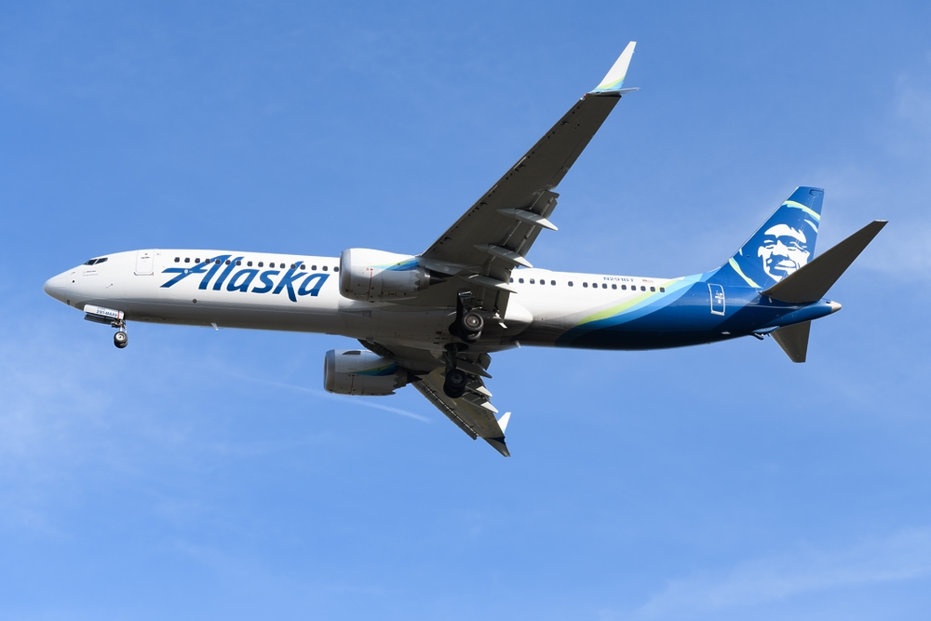 Проверката на инцидента с  Boeing установи: Липсвали са болтове на изхвръкналата врата