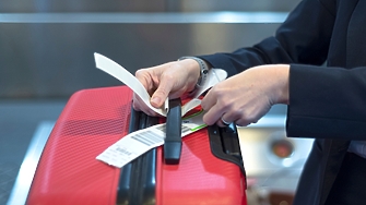 Чекирането на багаж на летището става все по скъпо за пътниците
