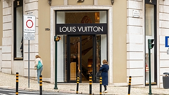 Акциите на производителя на луксозни стоки Moët Hennessy Louis Vuitton