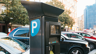 Парижани одобриха рязко увеличение на цените за паркиране на джипове