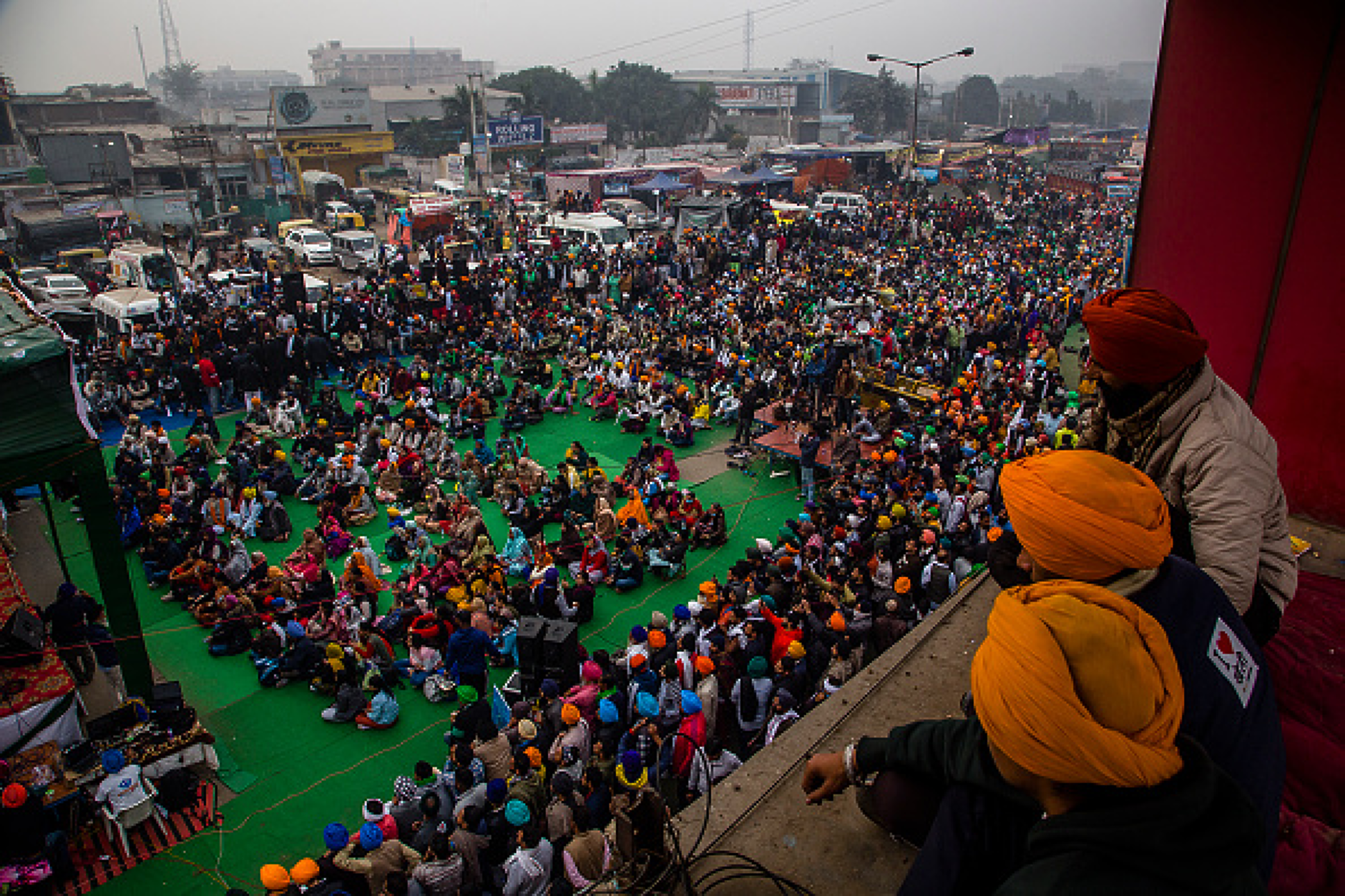 Полицията в Индия  прекъсна със сълзотворен газ похода на фермерите към Делхи