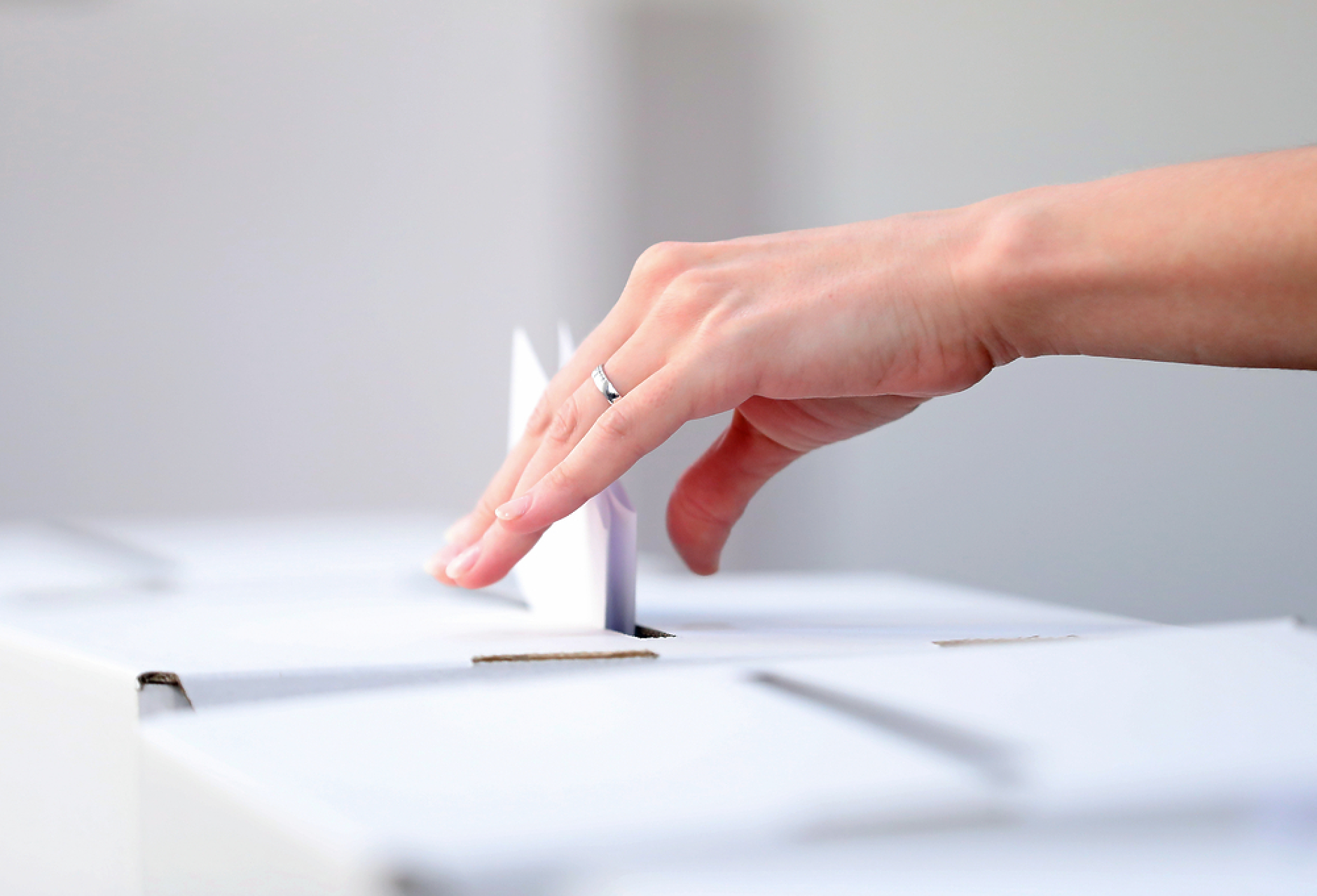 Всеки седми избирател на местния вот с грешки при попълване на бюлетината