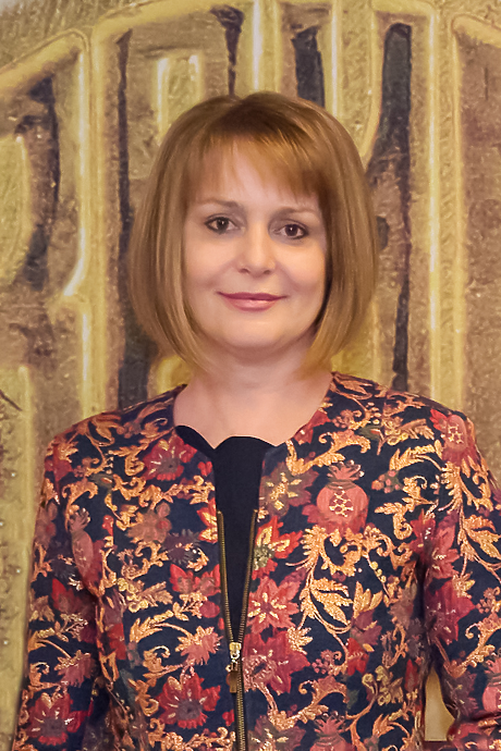 проф. д-р Каролина Любомирова