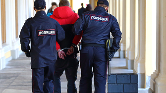 Над 400 души са арестувани в Русия по време на събития в памет на Навални