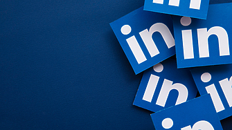 С повече от 900 милиона членове на платформата LinkedIn може