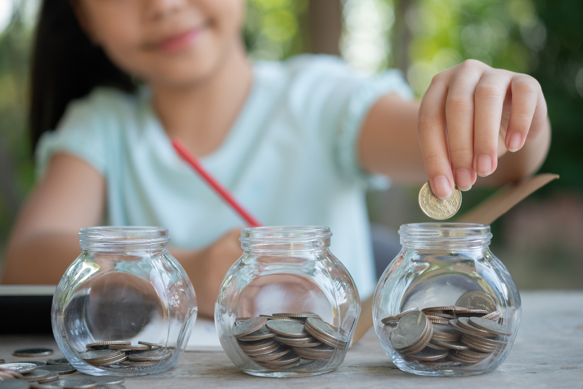 От подкаста на Новите родители: Защо е важно децата да имат познания относно парите