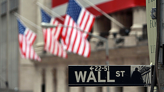 Рецесията все още е напът въпреки оптимзима на Уолстрийт като акциите