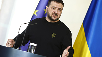 Зеленски: Ситуацията е изключително трудна на някои точки на фронта, а помощта за Украйна закъснява