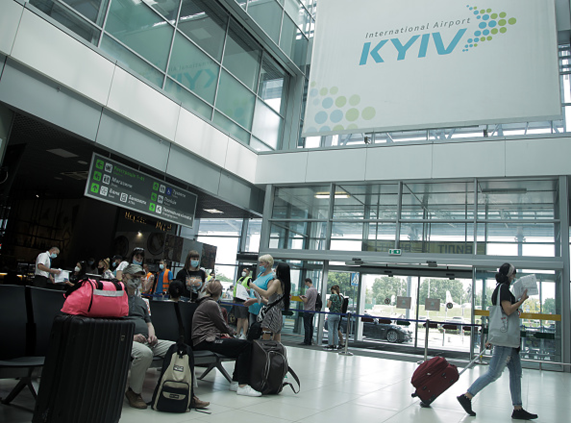 Киев преговаря с ЕС и САЩ за възобновяване на гражданските полети