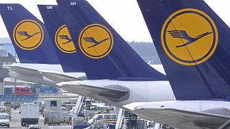 Lufthansa отменя 1000 полета заради стачка на стюардесите