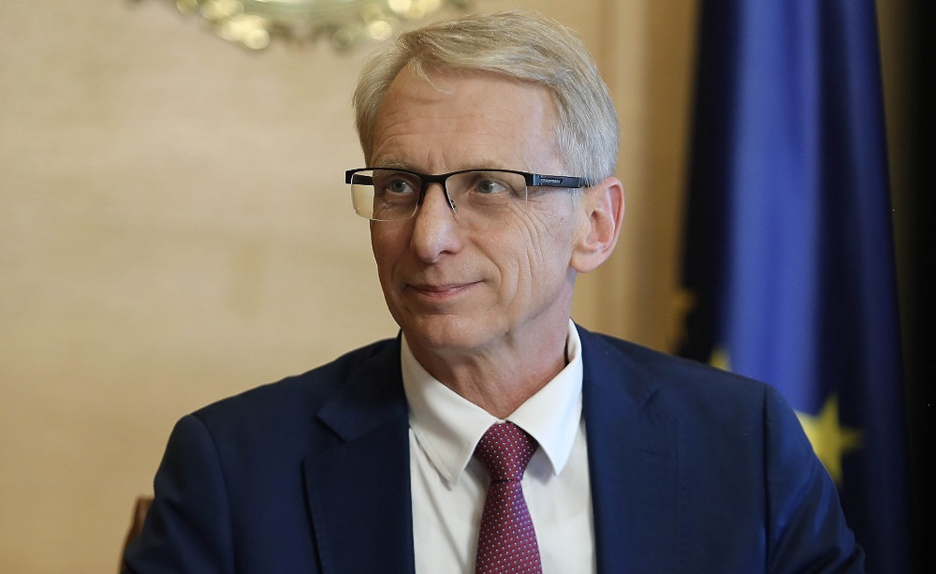 Николай Денков призова ГЕРБ-СДС да подпишат споразумението и да гласуват правителство 