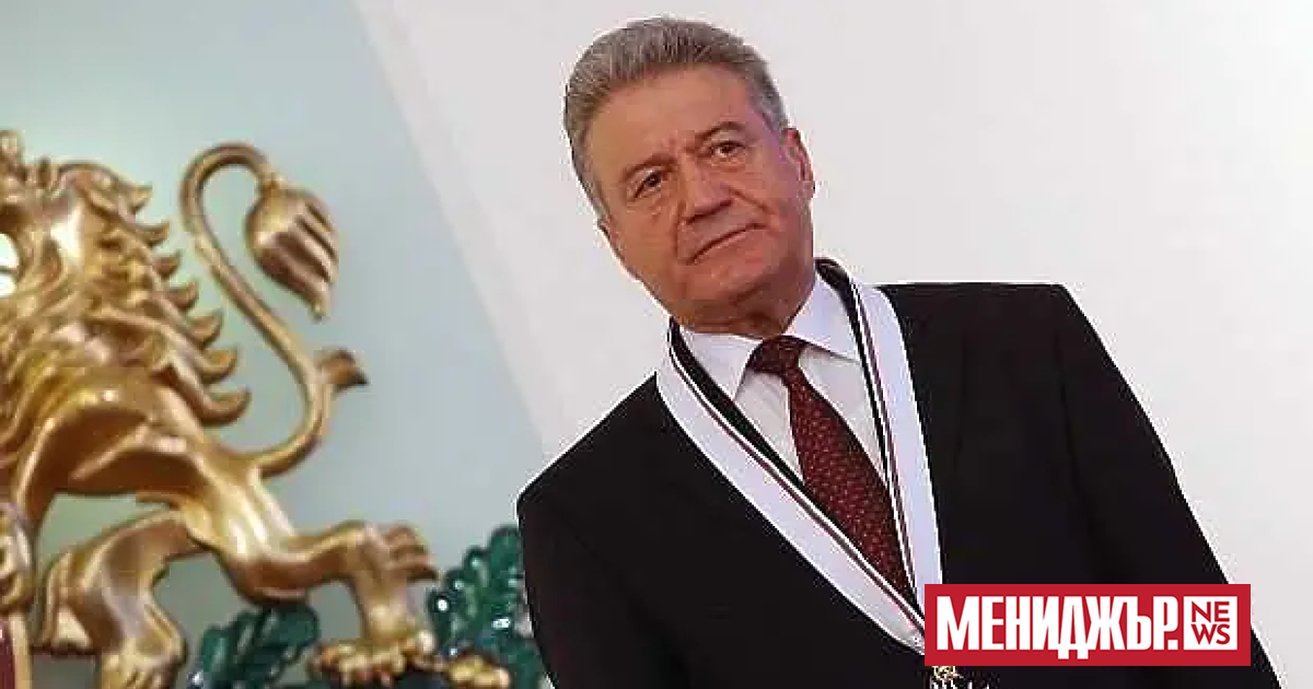 Вицепрезидентът (2002 - 2012 г.) Ангел Ма̀рин е починал в