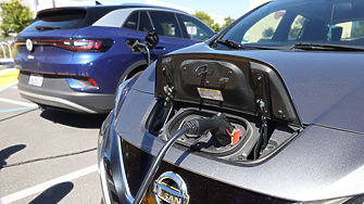 Производителите на електрически автомобили са ударени от високите разходи