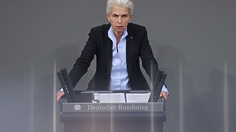 Председателката на комисията по отбрана в германския парламент Мари Агнес Щрак Цимерман