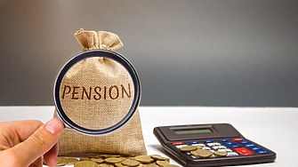 През четвъртото тримесечие на 2023 г в пенсионноосигурителните дружества са