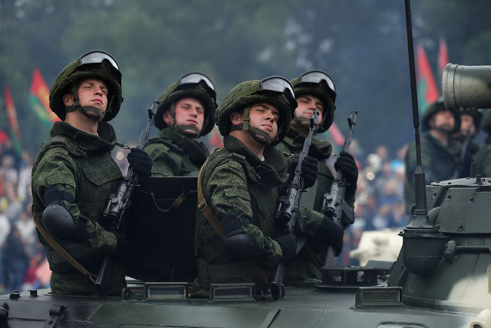 Беларус провежда военни учения в близост до границите с ЕС и Украйна