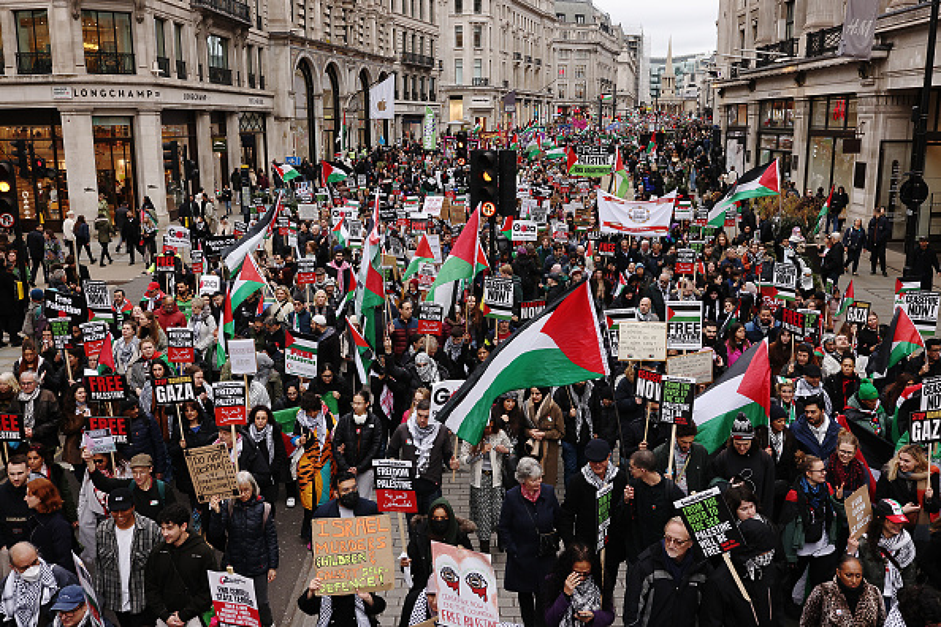 Над 200 хил. души демонстрираха в Лондон с искане за незабавно прекратяване на огъня в Газа