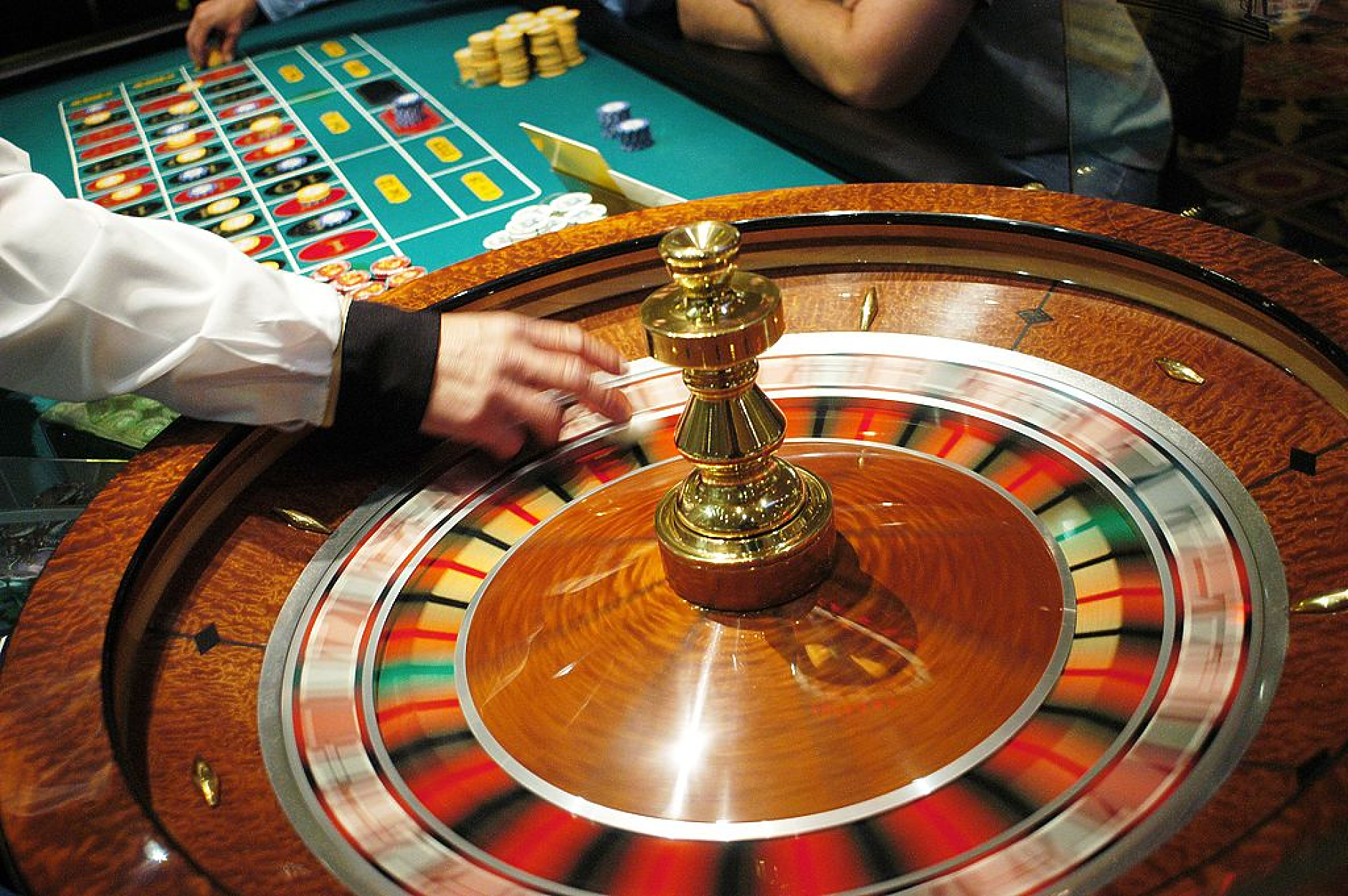 Парламентът отхвърли промените за ограничаване на рекламата на хазарта