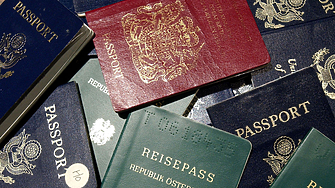 Защо все повече богати американци търсят втори паспорт?