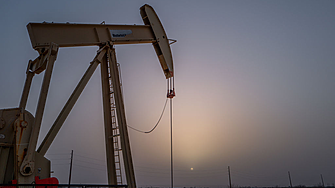 Петролът поскъпва, тъй като инвеститорите очакват затягане на предлагането 
