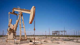 Цените на петрола се повишиха в ранната търговия четвъртък поради
