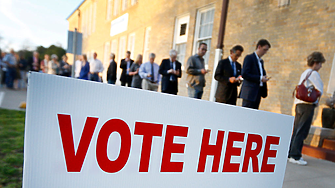 Гласоподавателите в много страни са скептично настроени към демокрацията, показва проучване