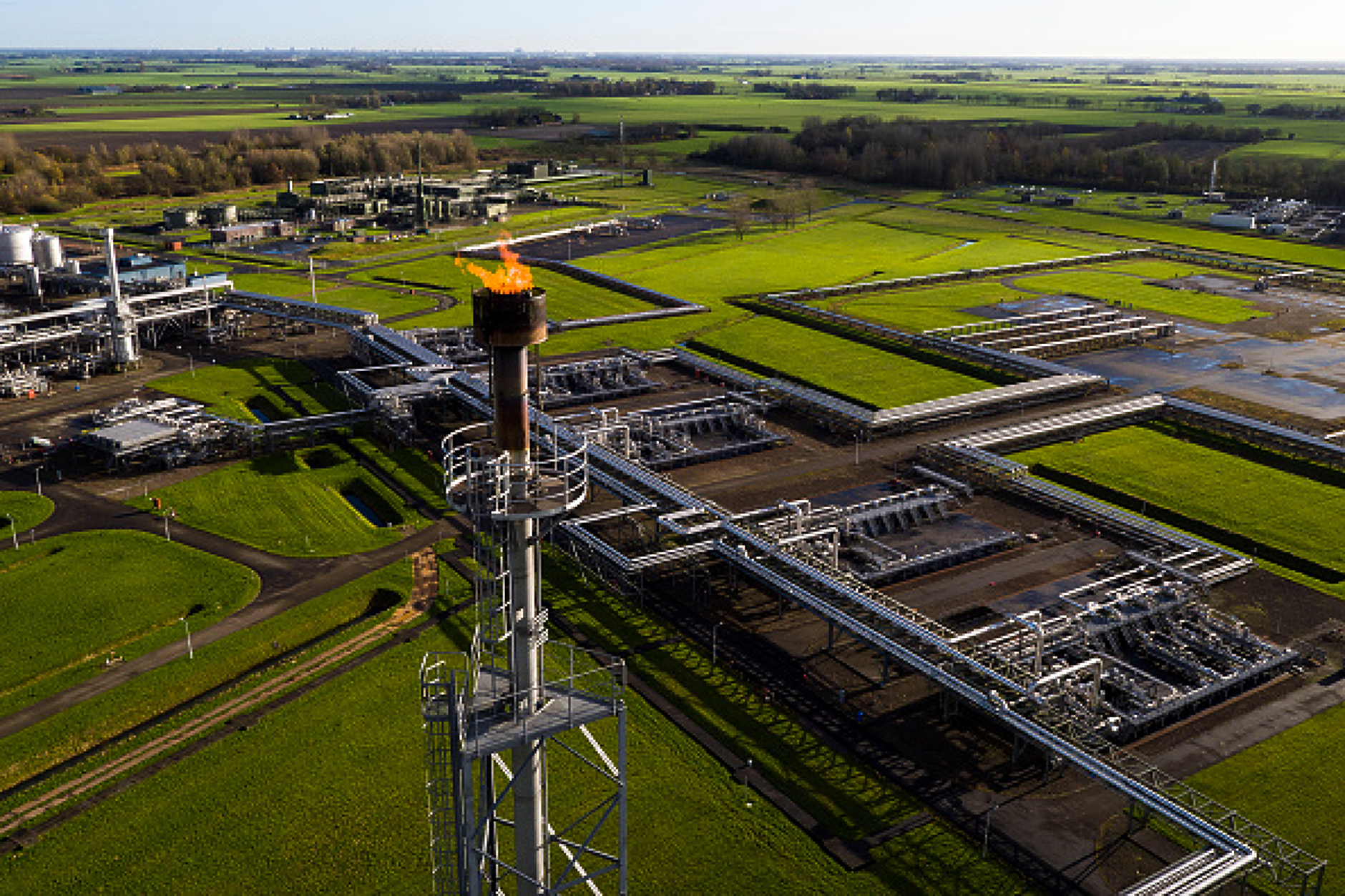 Холандският сенат затваря окончателно местно газово находище