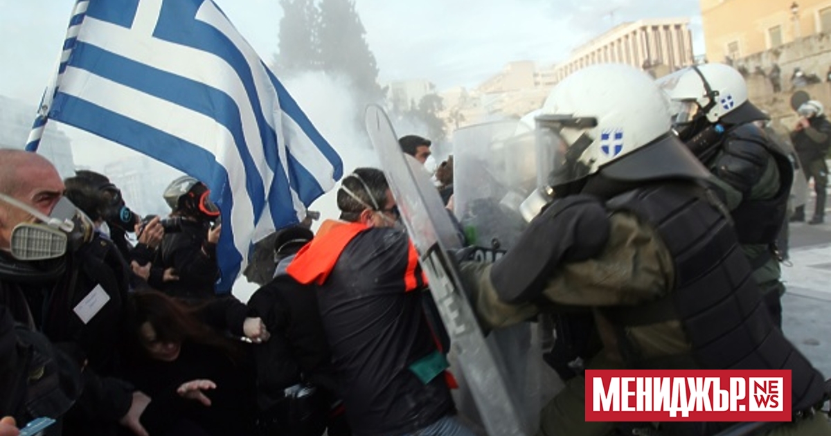 Работещите във всички гръцки медии участват в 24-часова стачка, като