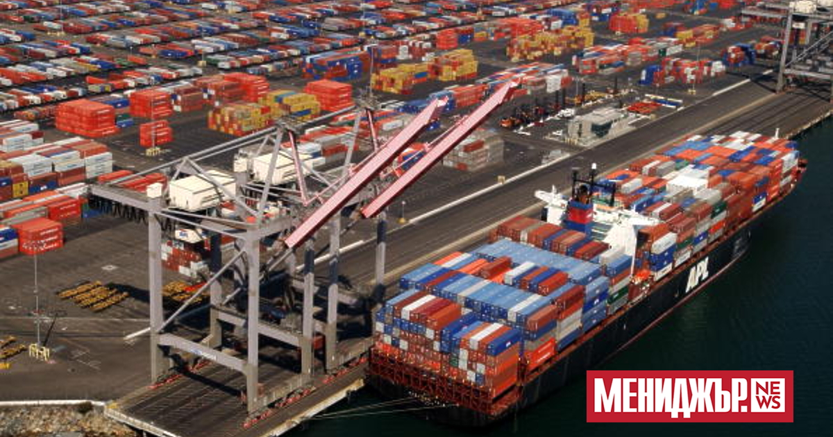 Снимка: Контейнери задръстват пристанищата в Средиземо море заради блокирания трафик