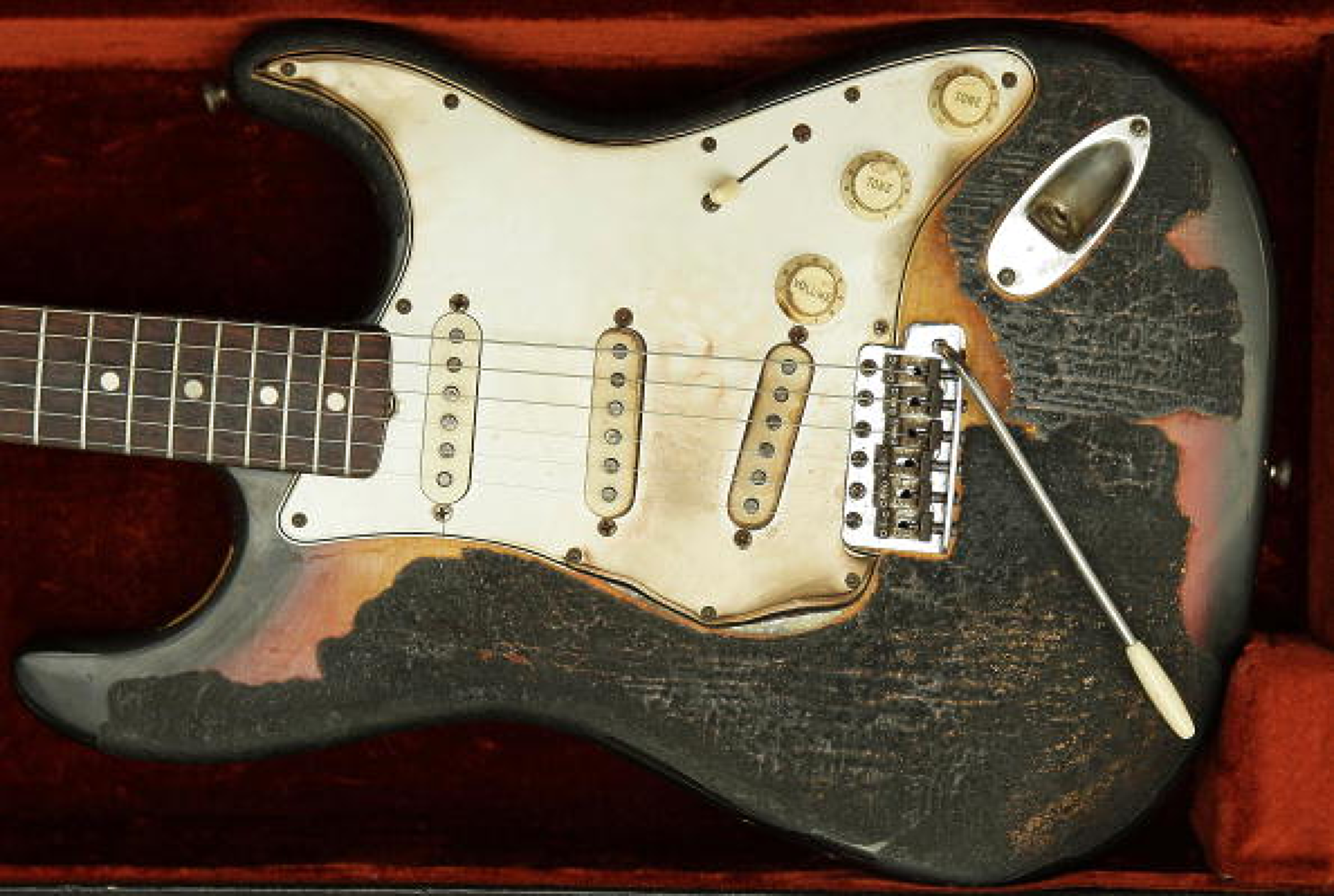 Китарата Fender Stratocaster на Джими Хендрикс от 1965 г. е оценена на £500 000.Снимка: Getty Images