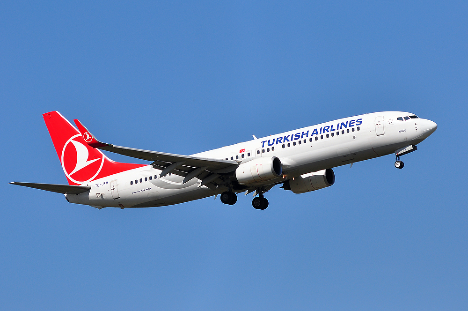 Turkish Airlines е пред сключване на споразумение с Rolls-Royce и Airbus за $20 млрд.