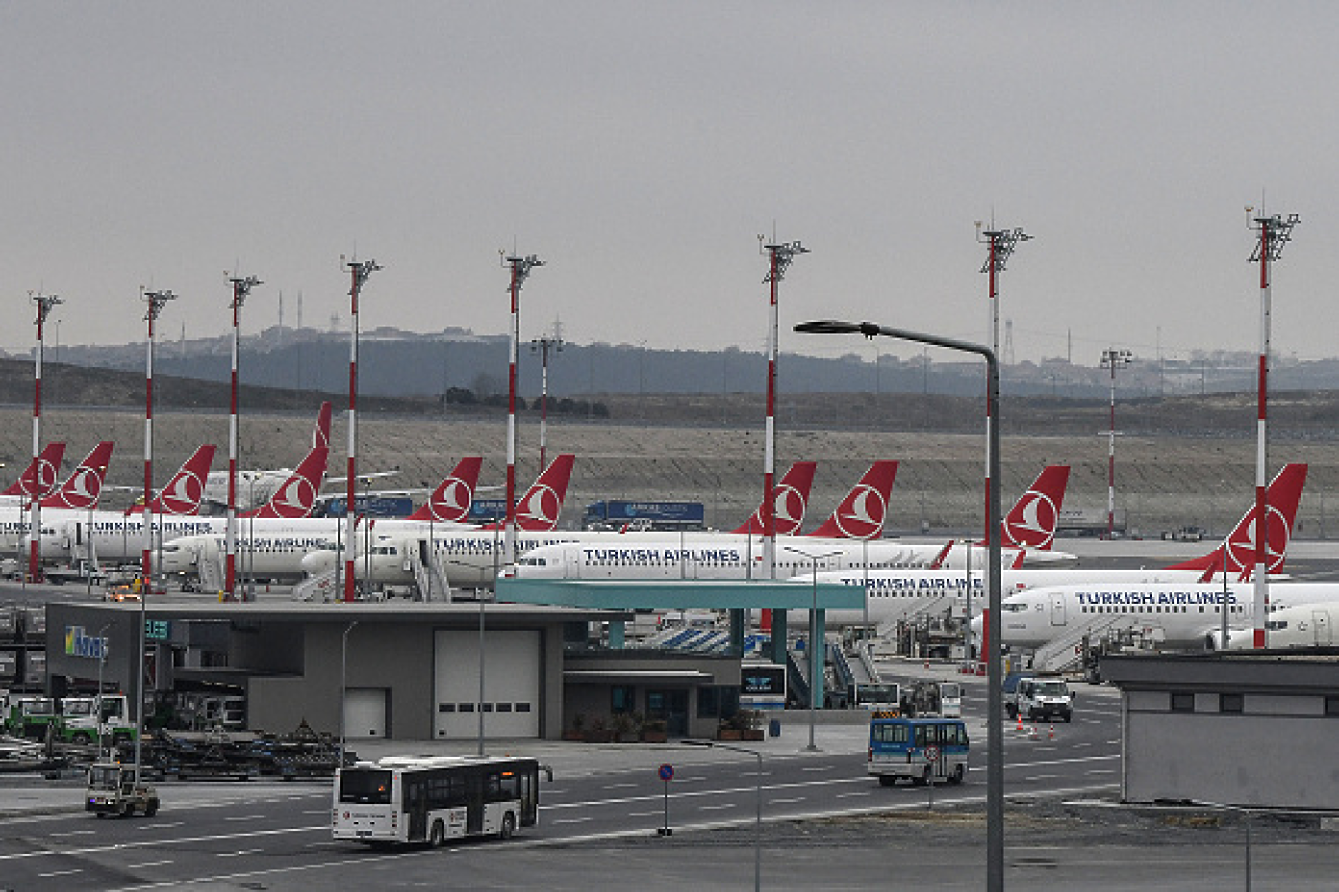 Turkish Airlines купува 235 самолета от Airbus и Boeing, увеличава флота си до 600 машини за 10 г.