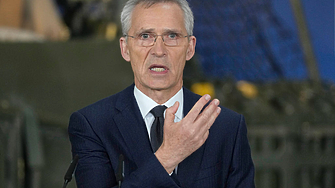 Генералният секретар на НАТО Йенс Столтенберг по време на необявено