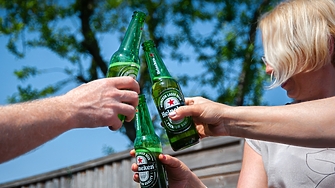 Пивоварният гигант Heineken ще отвори отново 62 кръчми които са