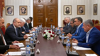 Президентът се срещна с представители на отбранителната индустрия