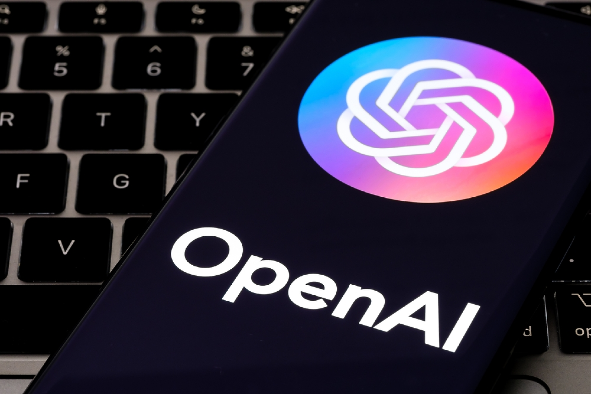 OpenAI разпусна екипа си, фокусиран върху дългосрочните рискове от изкуствения интелект