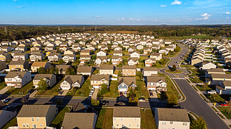 Продажбите на жилища в САЩ отбелязват втори пореден месечен спад