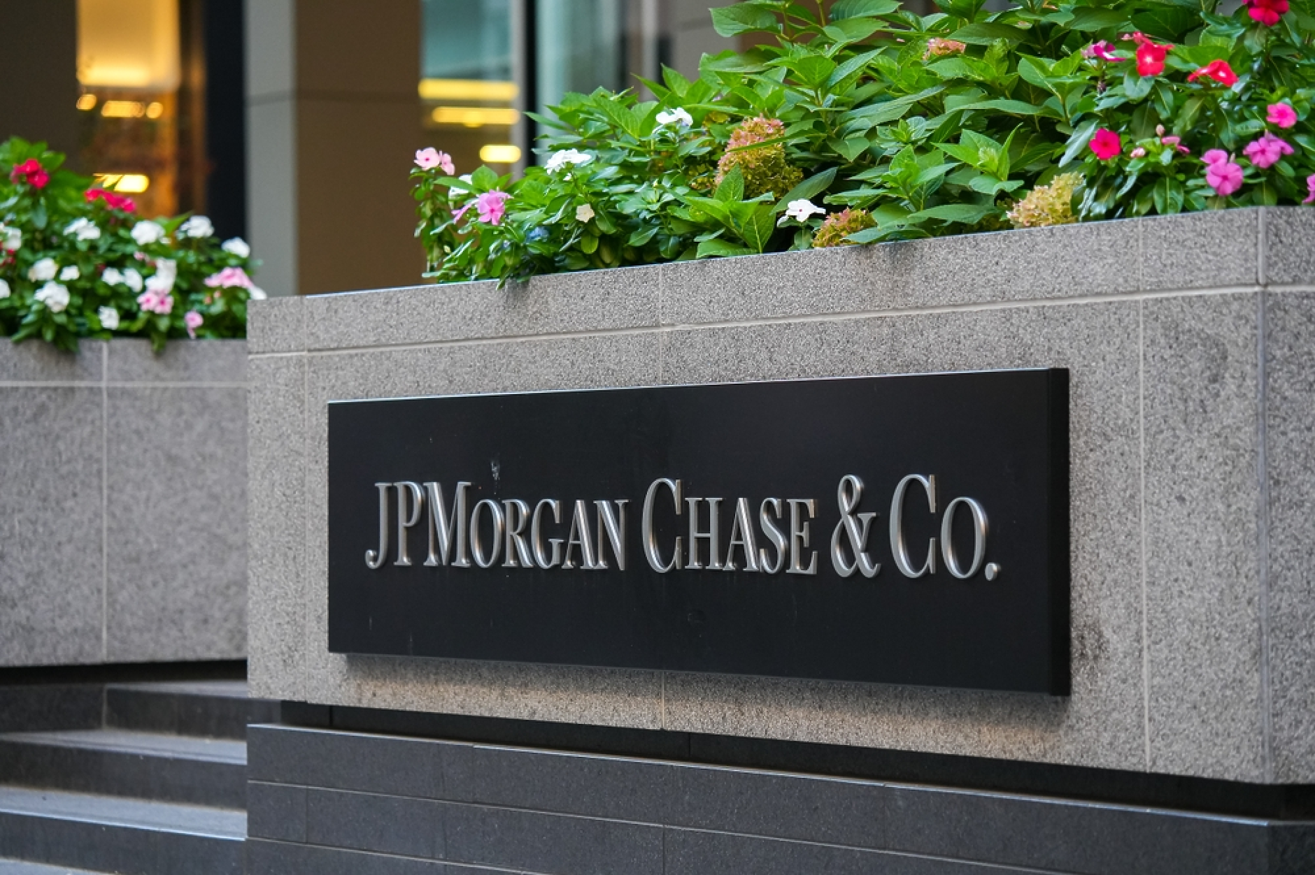 JPMorgan повиши прогнозата си за икономиката на Китай 