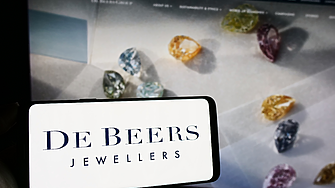 Минната компания Anglo American пуска продажба на акции на диамантеният колос De Beers в Лондон