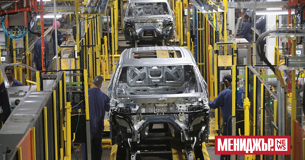 Продажбите на нови автомобили и камиони в САЩ са нараснали