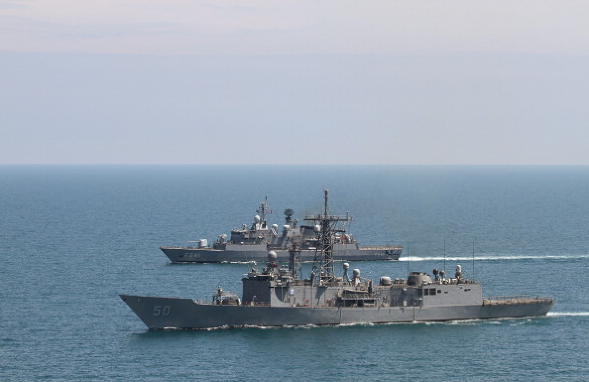 Русия праща кораби до бреговете на САЩ за военни учения