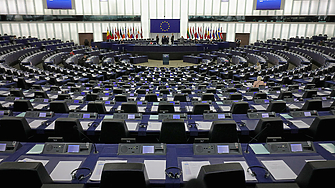 Разполагаме с първите оценки за разпределението на местата в Европарламента