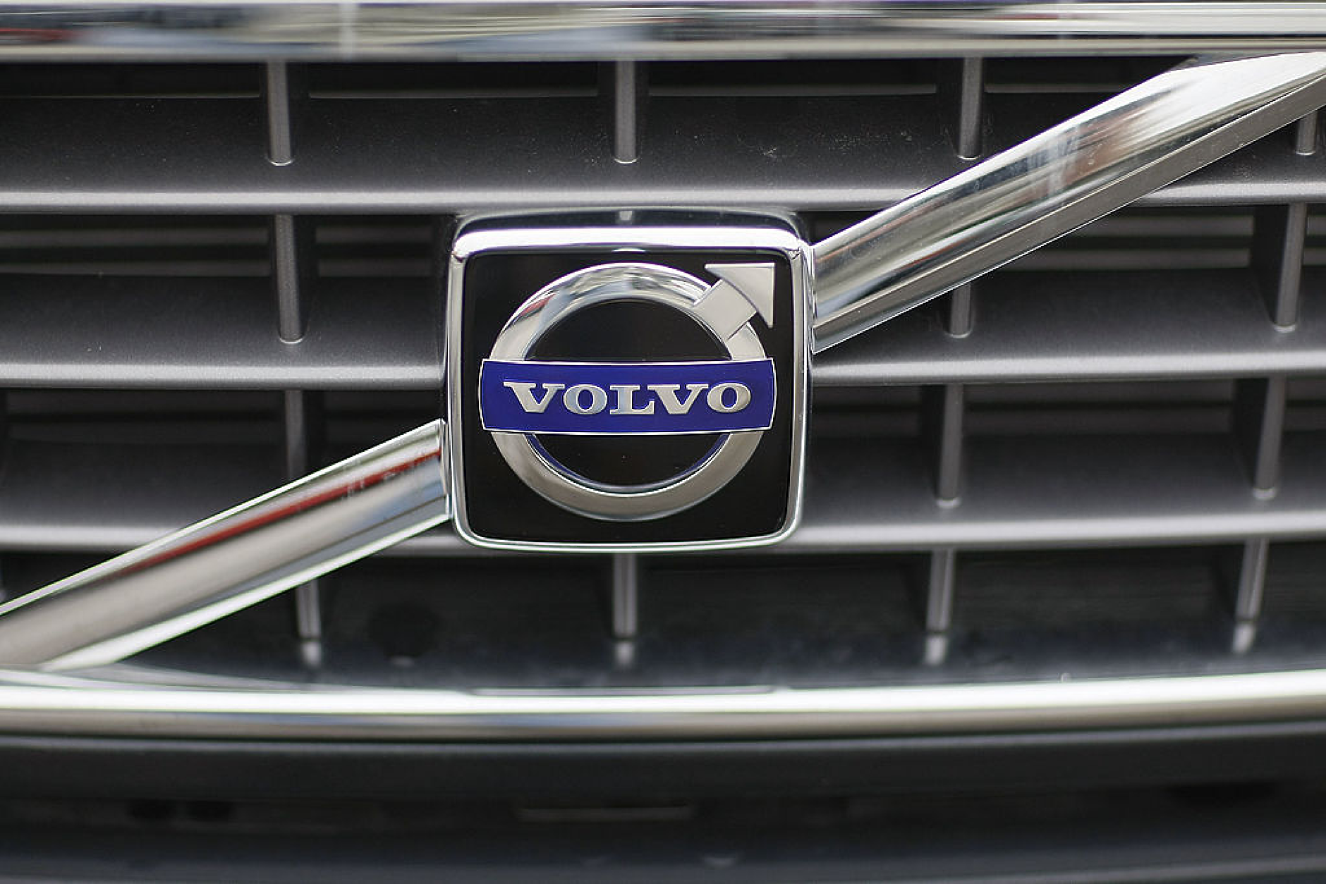 Продажбите на Volvo Cars през май нарастват с 13%