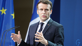 Решението на френския президент Еманюел Макрон да свика предсрочни национални