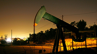 Петролът на ОПЕК поевтиня до 84,86 долара за барел